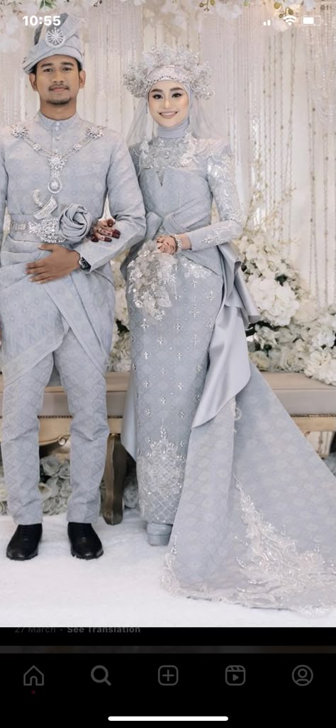 Wedding Songket Dress, Kebaya Songket Wedding, Wedding Dress Malay, Baju Sanding Songket, Malay Wedding Dress Songket, Baju Kahwin Songket, Wedding Dress Songket, Tunang Outfit, Pengantin Songket