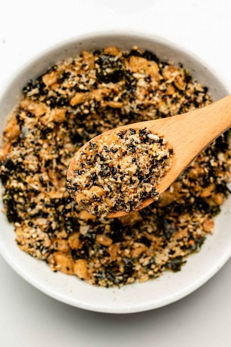 Learn how to make quick and easy Furikake with a crispy twist, made with sesame seeds, seaweed, panko, crispy shallots and spices. This Japanese staple ingredient is not only perfect for rice, but also pasta, noodles, dips and more! (Vegan + Gluten free option) What is Furikake? Furikake (ふりかけ) is a Japanese seasoning blend full...Read More Japanese Seasoning, Okonomi Kitchen, Salted Caramel Bars, Savory Oatmeal, Crispy Shallots, Quick Healthy Snacks, Coconut Sauce, Natural Food Coloring, Vegan Curry