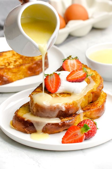 Classic French Toast French Toast No Syrup, French Toast Syrup Recipe, Toppings For French Toast, Syrup For French Toast, French Toast Topping, French Toast Syrup, Breakfast Rotation, French Toast Toppings, French Toast Bread