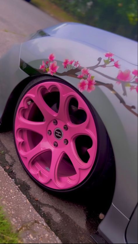 Heart Chain Steering Wheel, Pink Heart Rims On Car, Heart Shape Tail Lights, Heart Tire Rims, Girly Car Rims, Heart Wheels Car, Heart Shaped Rims On Car, Heart Lights For Car, Heart Car Rims