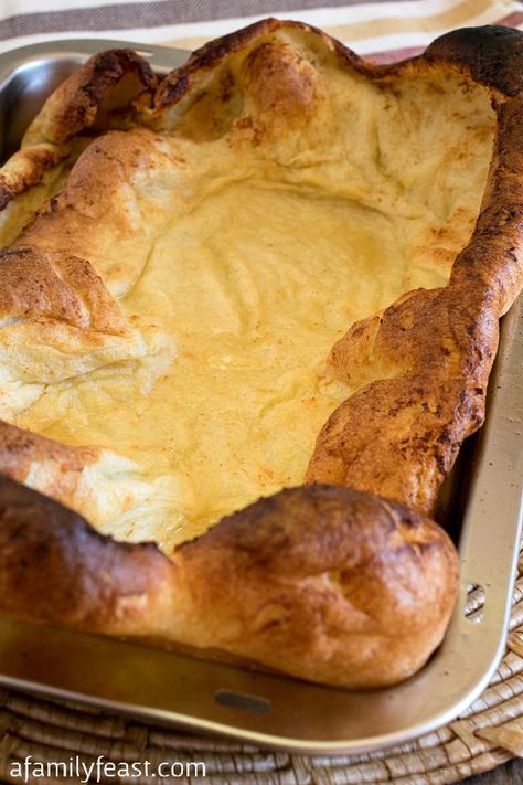 Yorkshire Pudding - A must-make recipe with prime rib, we share tips and tricks to ensure that your Yorkshire Pudding comes out perfect! Buttermilk Sauce Recipe, Buttermilk Sauce, Recipes Buttermilk, Creamy Horseradish Sauce, Yorkshire Pudding Recipes, Hp Sauce, German Pancakes, Mango Pudding, Biscuit Bread