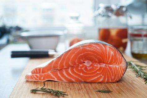 Mercury in Fish: Which Seafood is Safe to Eat and Which to Avoid | livestrong Salmon Nutrition Facts, Pescatarian Recipes Healthy, Food For Strong Bones, Low Mercury Fish, Pescatarian Diet, Fish Salmon, Food Health Benefits, Recipes Clean Eating, Pescatarian Recipes