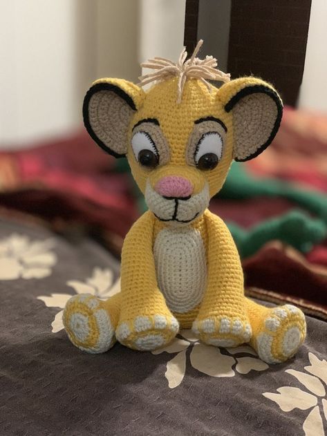 Lion King Crochet Pattern Free, Simba Crochet Pattern Free, Crochet Lion Amigurumi, Crochet Lion Family, Nala Lion King, Crochet Lion Keychain, Lion King Stuffed Animals, Simba Lion, Disney Crochet Patterns