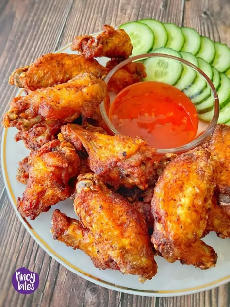 Deep-Fried Lemongrass Chicken - PinoyBites Thai Fried Chicken, Lemongrass Recipes, Lemongrass Chicken, Easy Roast Chicken, Food Cost, Vietnamese Food, Banh Mi, Chicken Wing Recipes, Wing Recipes