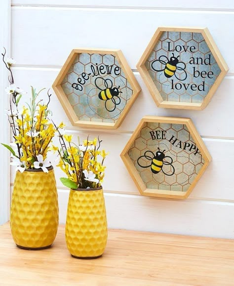 Bee Home Decor, Honey Bee Home, Bee Room, Bee Home, Bee Themed Classroom, Bee Classroom, Honey Bee Decor, Inspirational Wall Decor, Bee Party