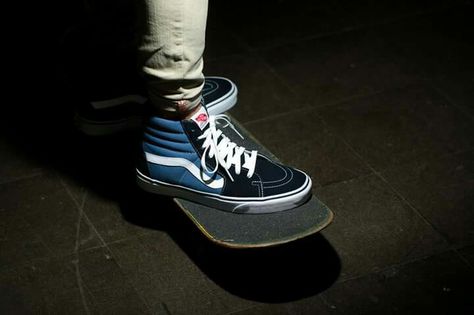 - Vans Authentic Navy, Y2k Streetwear Aesthetic, Skater Boy Outfits, Navy Vans, Sk8 Low, Streetwear Fashion Men, Streetwear Store, Mens Winter Fashion Outfits, Tenis Vans