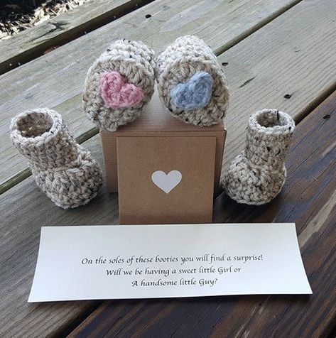 Check out this item in my Etsy shop https://www.etsy.com/listing/269748630/gender-reveal-gift-boxed-baby-booties Crochet Gender Reveal Ideas, Baby Gifts To Make, Baby Nursery Storage, Trendy Baby Blankets, Trendy Baby Boy Clothes, Gender Reveal Gifts, Surprise Baby, Board Pin, Blue Hearts