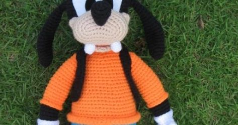 Goofy Crochet Amigurumi     This crochet pattern / tutorial is available for free...      Full post:  Big Goofy Amigurumi Crochet Disney, Pola Amigurumi, Crochet Amigurumi Free Patterns, Crochet Doll Pattern, Amigurumi Free, Bear Pattern, Amigurumi Free Pattern, Crochet Patterns Amigurumi, Crochet Dolls