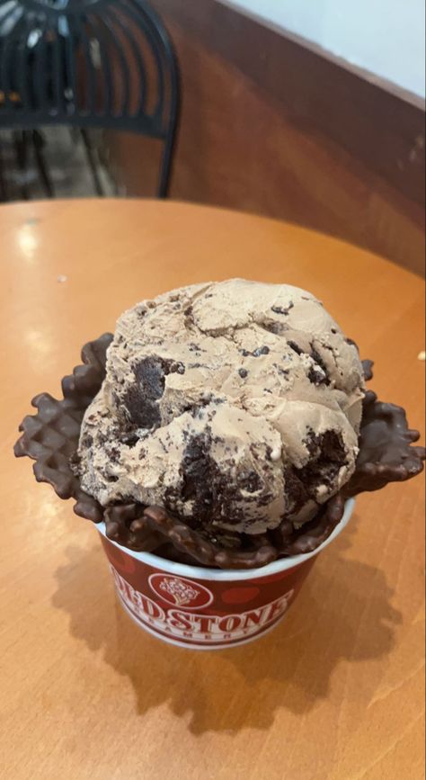 ice cream | cold stone Coldstone Ice Cream, Cold Stone Ice Cream, Iron Foods, Sunday Ideas, Ice Cream Sunday, Food Reference, Cold Stone, Foods With Iron, Sweet Corner