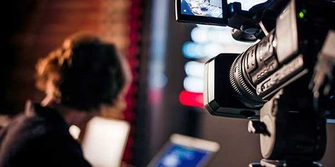 Here is how you can start your film production company in Dubai! Line Camera, Film Editing, Branded Video, Corporate Videos, Video Production Company, Business Video, Marketing Professional, Traditional Modern, Film Production