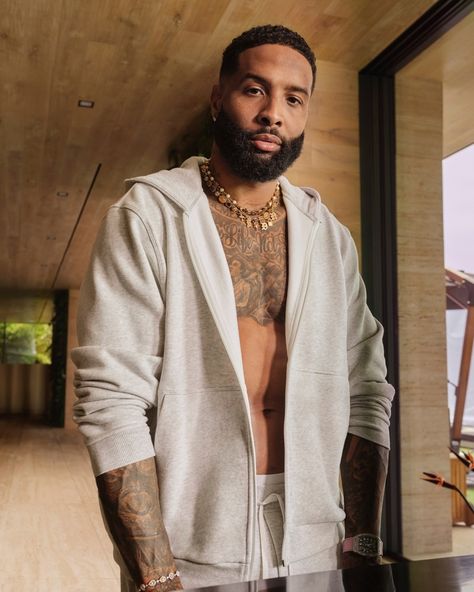 Odell Beckham Jr. & DK Metcalf Model Lululemon’s Loungewear Odell Beckham Jr Instagram, Large Mens Fashion, Dk Metcalf, Technical Apparel, Mens Winter Fashion Outfits, Black Men Haircuts, Odell Beckham, Odell Beckham Jr, Beckham Jr