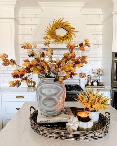 Countertop Fall Decor, Fall Dining Table Decor Ideas, Spears Design, Fall Dining Table Decor, Fall Dining Table, Fall Tray, Family Farmhouse, Fall Table Centerpieces, Fall Living Room Decor