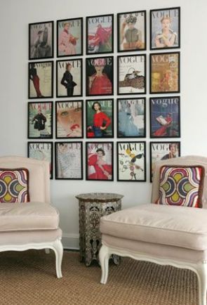 Every home has a story to tell and wall decor is the most emphatic narrator of that story. So here are 7 super easy and low-cost wall decor ideas for you. Girlie Apartment, Street Room, Cozy Maximalism, Senior Table, 2000 Era, Aesthetic Eclectic, Women Cave, Baddie Room, Vintage Vogue Covers