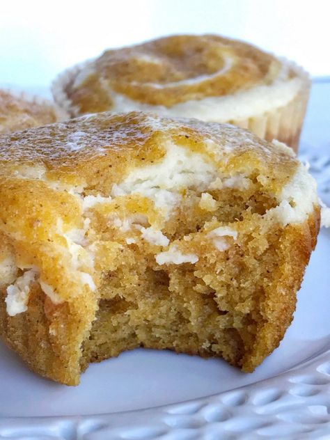 Cheesecake Pumpkin, Pumpkin Cheesecake Muffins, Recipe Cheesecake, Cheesecake Muffins, Pumpkin Pie Cheesecake, Pumpkin Cheesecake Recipes, Pie Cheesecake, Pumpkin Recipes Dessert, Pumpkin Muffins