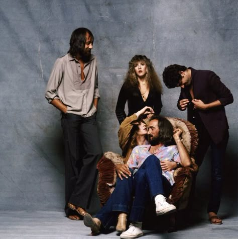 Everywhere Fleetwood Mac, Lindsay Buckingham, Fleetwood Mac Band, Fleetwood Mac Tusk, Welsh Witch, Rumours Album, Stevie Nicks Lindsey Buckingham, John Mcvie, Sisters Of The Moon