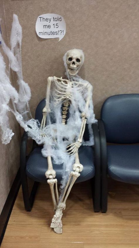 Halloween Dr Office Decor, Clinic Halloween Decorations, Front Office Halloween Decor, Office Decorations Halloween, Doctors Office Fall Decorations, Scary Hospital Halloween, Decorate Office Halloween, Halloween Medical Office Decorations, Pediatric Office Halloween Decorations