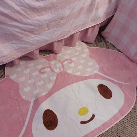 Japan Room Decor, Cute Things To Buy, Emo Room, Japan Room, Charmmy Kitty, Perfume Bottle Design, Kawaii Room Decor, Soft Cute, Hello Kitty My Melody