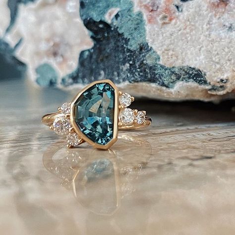 Teal Engagement Ring, Marrow Fine Jewelry, Aquamarine Mermaid, Priscilla Wedding, Teal Rings, Teal Sapphire Ring, Teal Sapphire Engagement Ring, Engagement Ring Custom, Mid Century Boho