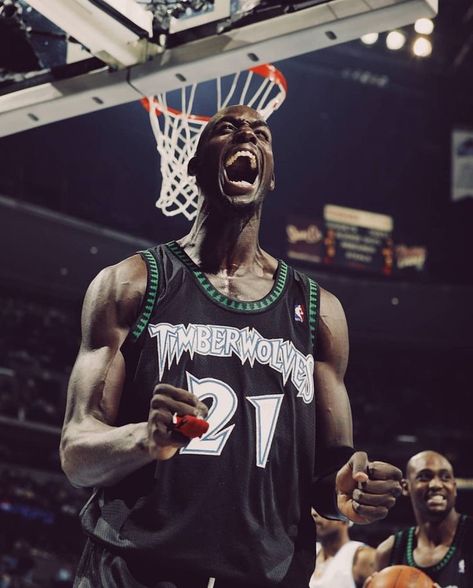 Kevin Garnett Wallpaper, Basket Ballers, Sport Celebration, Lakers Court, Basketball Reference, Michael Jordan Kobe Bryant, Nba Pics, Famous Athletes, Best Nba Players