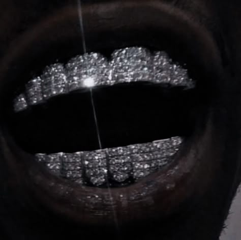 Diamond Grillz Aesthetic, Teeth Aesthetic, Glo Girl, Hood Wallpapers, Grillz Teeth, Diamond Grillz, Diamond Teeth, Star Coloring Pages, Grills Teeth