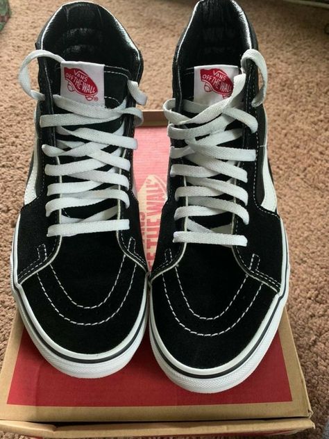 Vans Sk8 Hi Outfit, Sk8 Hi Outfit, Vans Sk8 Hi Black, Sk8 Hi Vans, Willow Grove, Vans Girl, Tenis Vans, Vans Outfit, Funky Shoes