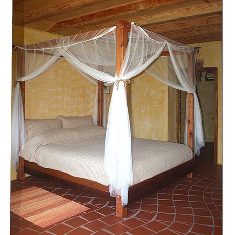 Dream bed! A wooden beam canopy bed! Turqoise Bedroom, Amboseli Kenya, Sleeping Room Design, Canopy Bed Ideas, Bedroom Designs For Couples, Safari Camp, Kenya Safari, Bedroom Orange, Romantic Bedroom