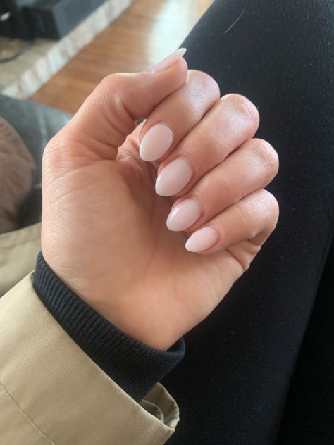 Simple Short Almond Nails Solid Color, Short Oval Nails Acrylic, Round Short Nails, Round Nails Short, Ivory Nails, Simple Gel Nails, Almond Acrylic Nails, Nails Only, Round Nails