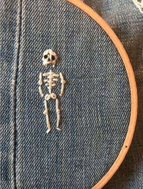 little skeleton Clothes Embroidery Diy, Clothes Embroidery, Fabric Christmas Ornaments Diy, Visible Mending, Embroidery Diy, Pola Sulam, Christmas Ornaments Diy, Embroidery On Clothes, Cute Embroidery