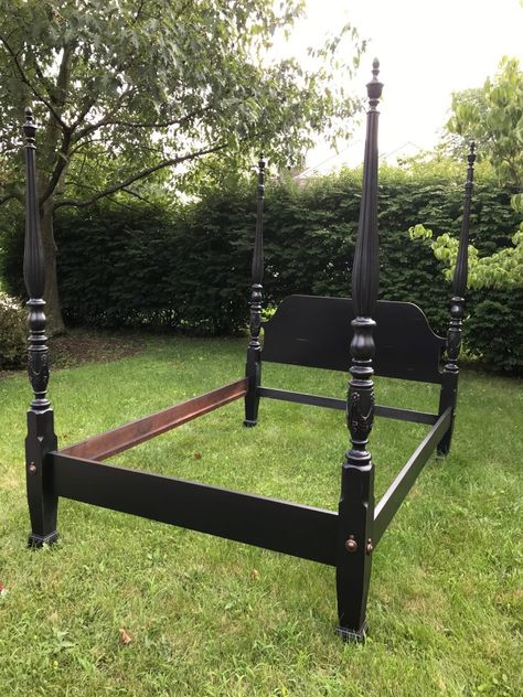 Painted Canopy Bed, Black 4 Post Bedroom Ideas, Rice Beds Bedroom, 4 Poster Bed Makeover Paint, Poster Beds Ideas, Painted Poster Bed, Black Poster Bed Bedroom Ideas, Painted Four Poster Bed Ideas, Painted 4 Poster Bed