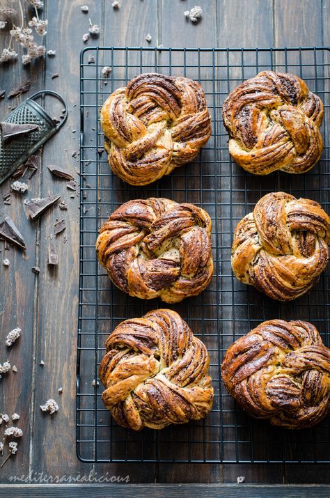 Braided Chocolate Brioche Bread Photography, Chocolate Brioche, Bread Design, Flavor Combos, Rustic Wallpaper, Braided Bread, Sweet Roll, Bread And Pastries, Bread Rolls