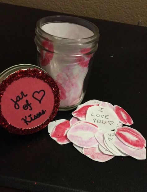 Valentine's gift for the bf. Each kiss has something I love about him on it! 💕 Jar Of Kisses For Boyfriend, Bf Gifts, Chrismas Gifts, Fun Easy Crafts, Valentine's Gift, Fun Easy, Boyfriend Gifts, Easy Crafts