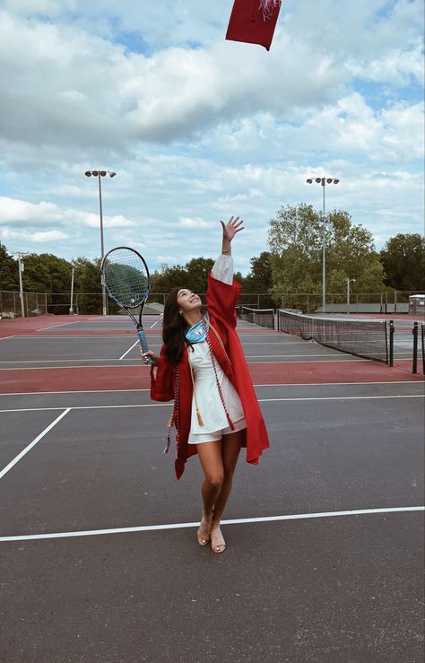 Tennis Picture Ideas, Tennis Pictures Poses High Schools, Funny Senior Picture Ideas, Senior Portraits Ideas High Schools, Tennis Senior Night Ideas, Tennis Graduation Pictures, Tennis Photo Ideas, Tennis Senior Photos, Tennis Poses Photo Ideas