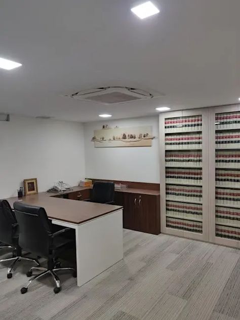 Welcoming and Contemporary Interior Design of a Lawyer's Office in Delhi | homify Lawyer Office Design Classy, Lawyer Office Design Modern, Small Lawyer Office Design, Advocate Office Interior, Welcoming Office, Lawyer Office Interior, Lawyer Office Design, Advocate Office, Lawyer's Office