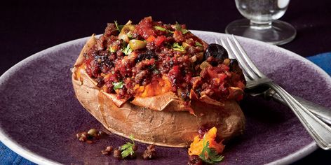 Sweet Potatoes With Cuban-Style Beef Picadillo Beef Picadillo, Sweet Potato Toppings, Picadillo Recipe, Potato Toppings, Metabolism Diet, Cuban Food, Fast Metabolism Diet, Cuban Recipes, Fast Metabolism