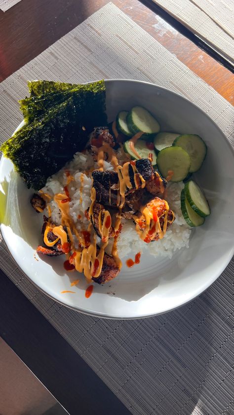 Healthy salmon bowl with spicy mayo , rice, cucumber, & seaweed Salmon And Seaweed Bowl, Seaweed Rice Bowl, Meals With Seaweed, Korean Salmon Rice Bowl, Salmon Recipes Rice, Salmon Rice Seaweed, Seaweed And Rice, Salmon Bowls, Salmon Rice Bowl