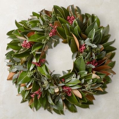 Live Wreath, Fall Front Porch Decor Ideas, Living Wreath, Outdoor Christmas Tree, Spring Door Wreaths, Magnolia Wreath, Decorations Table, Magnolia Leaves, Wreaths And Garlands