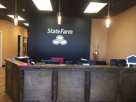 Receptionist Desk Ideas, Pedicure Salon Ideas, Insurance Office Design, Insurance Agent Office, Office Reception Ideas, Office Remodel Ideas, State Farm Office, Business Office Ideas, Insurance Office