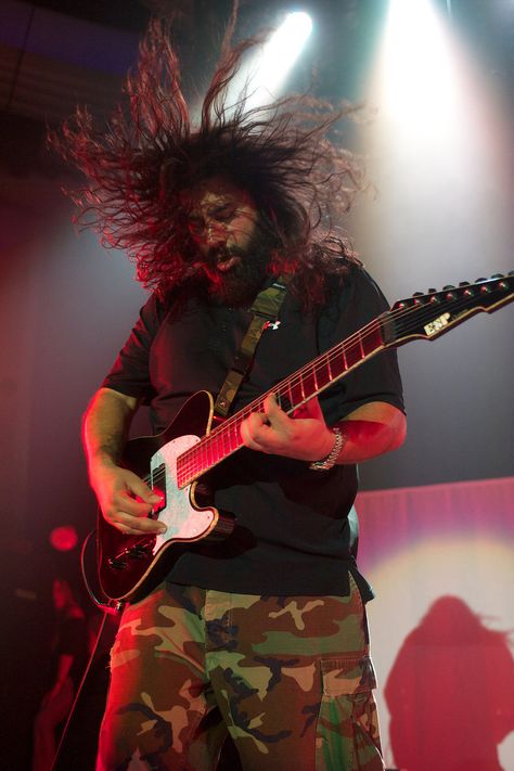 Stephen Carpenter Stephen Carpenter, Chi Cheng, Rest In Peace, Music Gear, Guitarist, Good Music, Guitar, High Quality, Music