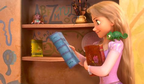 7 Reasons to Buy From Bookstores http://nadinebrandes.com/2016/06/29/7-reasons-bookstores-rock/ Tangled 2010, Disney Nerd, Princess Rapunzel, Tangled Rapunzel, Disney Rapunzel, Disney Favorites, Disney Tangled, Disney Life, Classic Disney