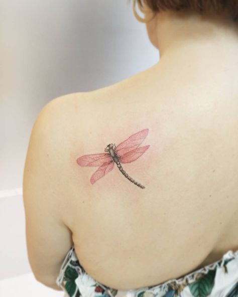 mericris on Instagram: “Libélula #dragonfly #libelula #dragonflytattoo #libelulatattoo” Dragonfly Symbolism, Dragonfly Tattoos, Grey Ink Tattoos, Small Dragonfly Tattoo, Symbols Of Strength Tattoos, Dragonfly Photos, Flying Tattoo, Dragonfly Tattoo Design, Food Tattoos