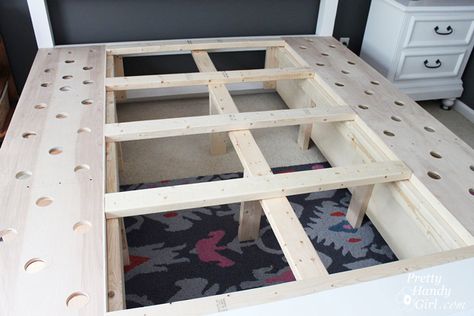 Modified King Size Farmhouse Bed with Storage Drawers | Pretty Handy Girl Farmhouse Bed With Storage, Farmhouse King Size Bed, Farmhouse Bedding Ideas, King Size Bed Frame Diy, King Size Bed With Storage, Diy King Bed, Diy King Bed Frame, King Size Bed Designs, Bed With Storage Drawers