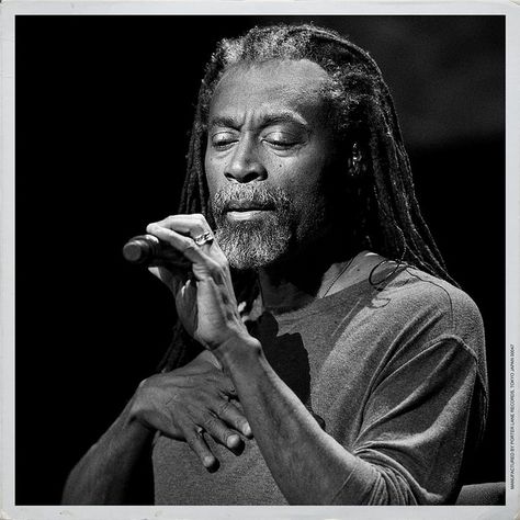 Bobby McFerrin by Bluesoundz Radio, via Flickr Bobby Mcferrin, Snarky Puppy, Teena Marie, Blue Poster, Jazz Musicians, Easy Listening, Jazz Blues, George Michael, Music People