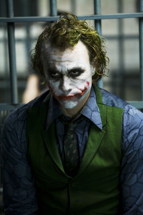 I'm going to blow up this police station Joker Is, Heath Ledger, The Joker, Movie Characters, A Man, Green