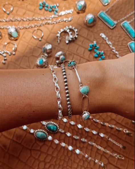 When life gets you down… add more turquoise 😉 ✨ . #western #westernwear #cowgirl #cowgirlstye #turquoise #turquoiseandsilver #turquoisebracelet #westernlifeandstyle #westernlifestyle #silverjewelry #westernboutique #horseshoejco #womenoftewest #womeninag #countryliving #jewelry Turquoise Cowgirl Aesthetic, Silver And Turquoise Jewelry, Torquise Jewelry, Real Turquoise Jewelry, Teal Jewelry, Western Boutique, Cowgirl Aesthetic, Western Jewelry, Genuine Turquoise