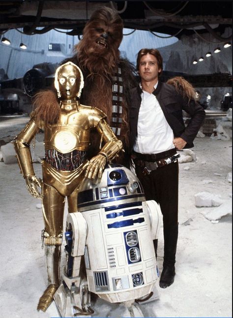 C3po And R2d2, Han Solo And Chewbacca, Star Wars Cast, Classic Star Wars, Empire Strikes Back, Star Wars Concept Art, Original Trilogy, Star Wars Wallpaper, The Empire Strikes Back