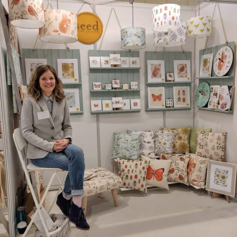 Here is me in April exhibiting on my stand at the British Craft Trade Fair in Harrogate. This is my first trade show as Seed Home Designs. It felt like a long journey to get ready for launching my designs to retail. I had alot of ups and downs but learnt so much along the way and really enjoyed working with new stockists after the show to fullfill orders. It feels like a new chapter for Seed Home Designs and also gave me a really good focus for my business in creating new designs and homewares. Fair Stand Design Exhibitions Ideas, Trade Fair Booth Design, Art Festival Booth, Stationery Display, Art Fair Display, Craft Show Booths, Craft Market Display, Retail Design Display, Art And Craft Shows