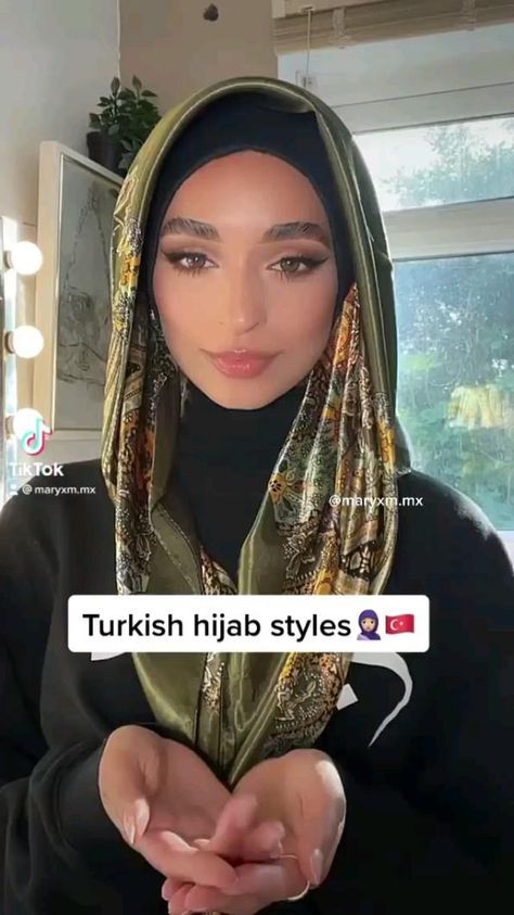 Turkish Hijab Tutorial, Black Hijabi Girl, Turkish Hijab Style, Hijab Turban Style, Turkish Hijab, Simple Hijab Tutorial, Estilo Hijab, Stile Hijab, Simple Hijab