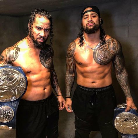 SD Tag Team Champion Jimmy & Jey uso Jey Uso Tattoo, Classical Photography, Wwe Tattoos, Jimmy And Trinity Uso, Jimmy And Jey Uso Wallpaper, Jey Uso Selfie, Jey Uso Summerslam, The Usos Wwe Wallpaper, Uso Brothers