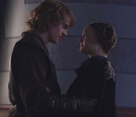 Star Wars Couples, Star Wars Padme, Anakin Vader, Revenge Of The Sith, Anakin And Padme, Star Wars Anakin, The Sith, Star Wars Love, Padme Amidala