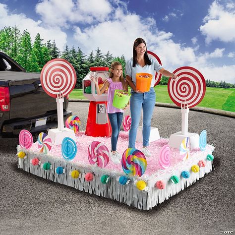 Candy Land Float, Wagon Floats, Parade Float Theme, Parade Float Decorations, Carnival Floats, Candy World, Homecoming Floats, Christmas Parade Floats, Candy Decorations Diy